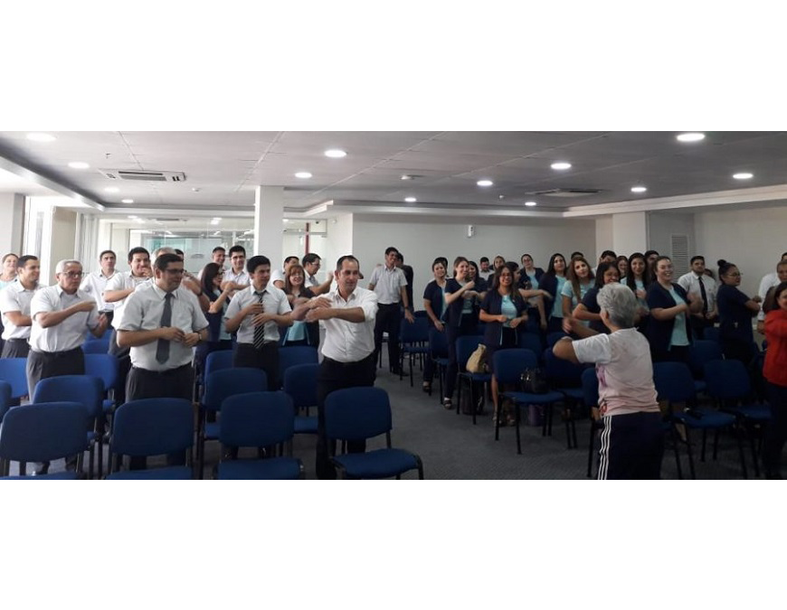 Pausa activa: práctica para disminuir el riesgo de enfermedades crónicas