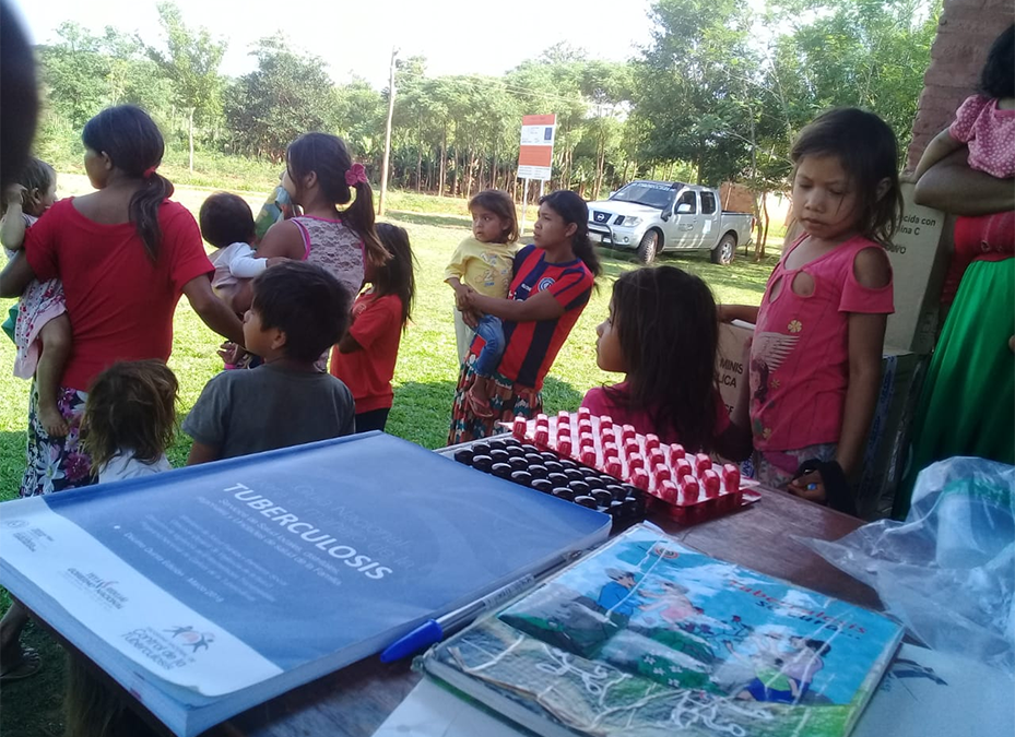 Captación de sintomáticos respiratorios y asistencia a comunidad indígena de Caaguazú