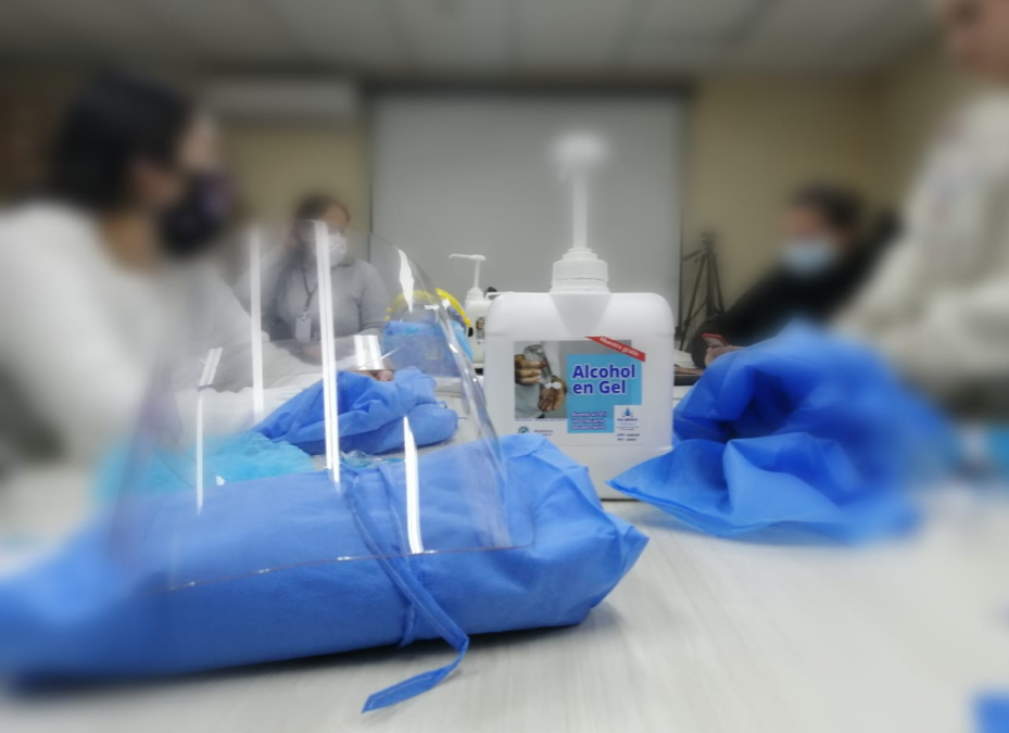 Alerta epidemiológica por aumento de casos de COVID-19 en personal de salud