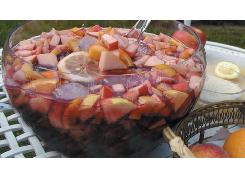 Clericó y otras bebidas con alcohol no deben ingerir niños ni enfermos crónicos