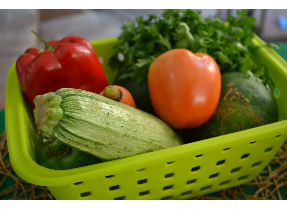 Frente a las altas temperaturas, se indica alimentación saludable y buena hidratación