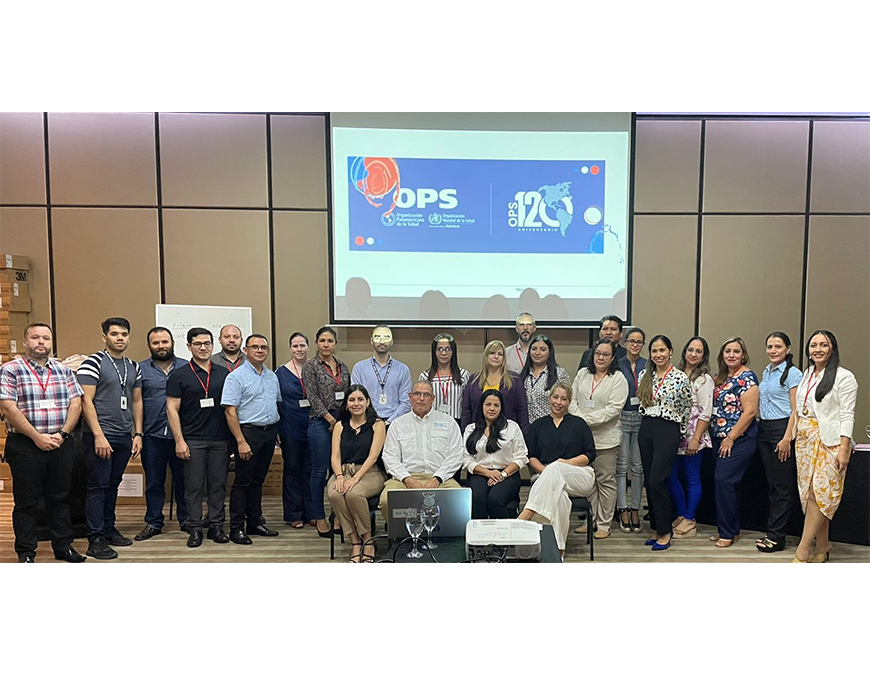 Trabajadores de salud se capacitan en protección respiratoria en áreas de riesgo