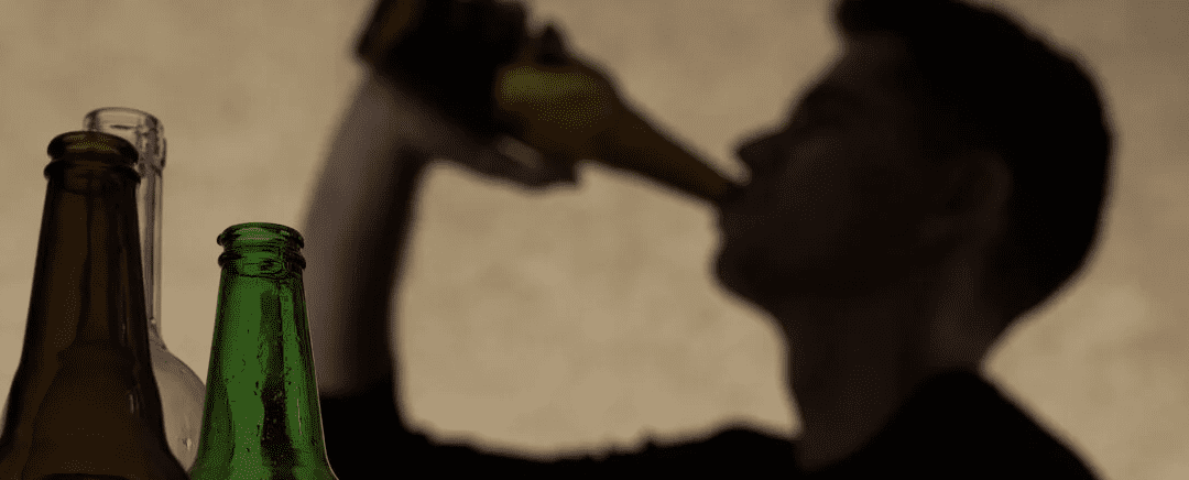 Estudiantes de medicina son instruidos en medidas SAFER, de control de alcohol