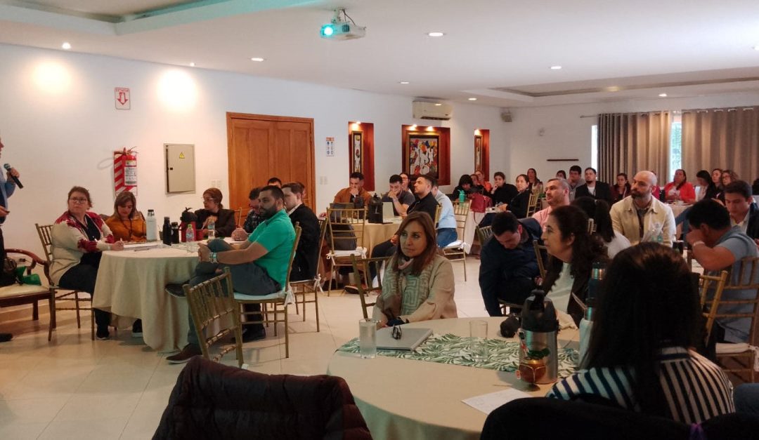 Equipos de atención primaria país se capacitan en la implementación del Modelo de Cuidados Crónicos
