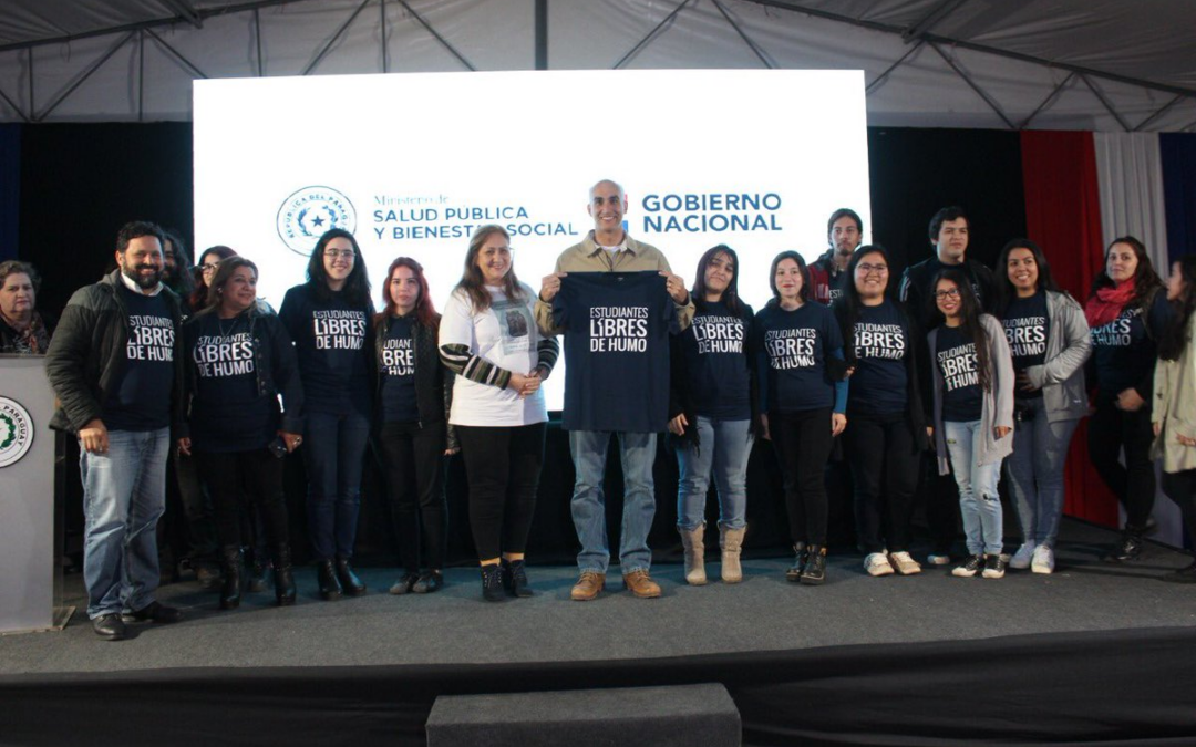 Alejar a los jóvenes del consumo de tabaco es prioridad para Salud Pública