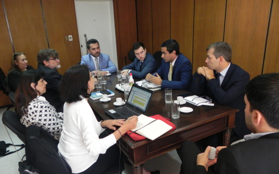 Cancillería se muestra abierta a colaborar en el control del tabaco