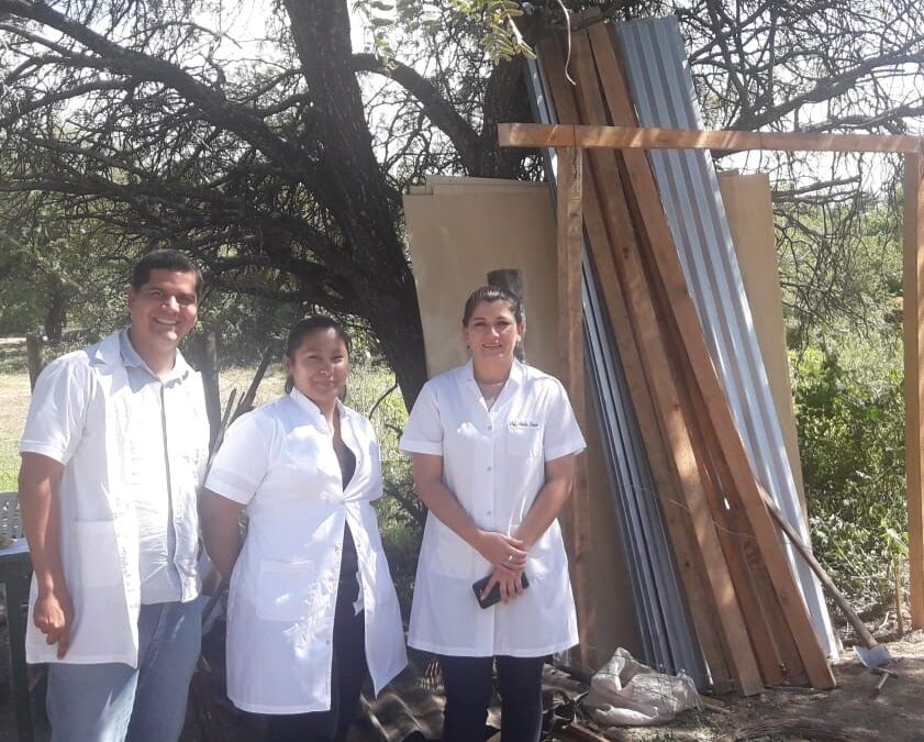 MSP instala carpa sanitaria en lado argentino para asistir a compatriotas inundados