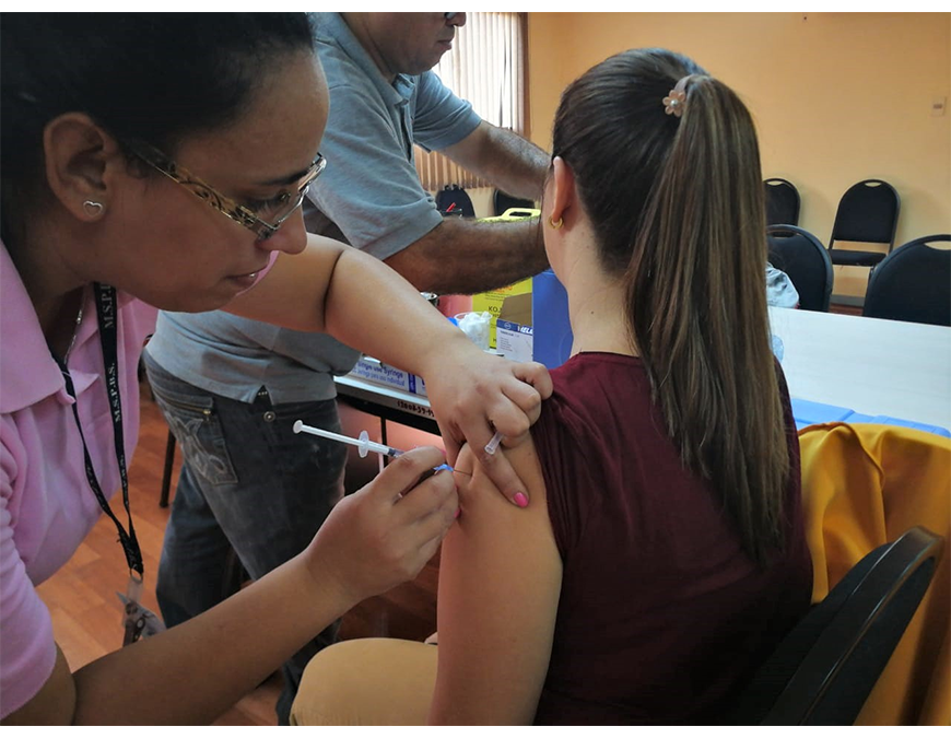 Efectos adversos de la vacuna contra la fiebre amarilla a tener cuenta