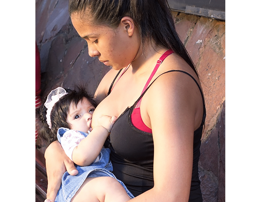 ¿Mamás con dengue pueden amamantar?