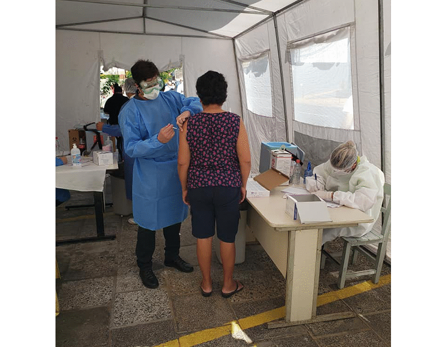 Continúa vacunación contra la influenza al grupo de riesgo