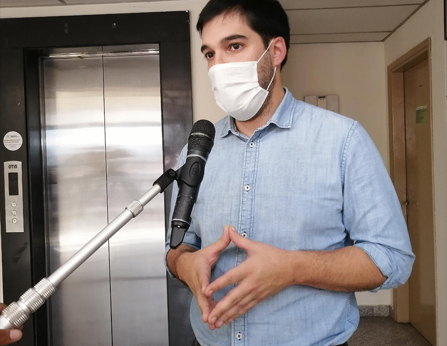 COVID-19: «Pico» y mortalidad se reducen a la mitad con uso de mascarilla