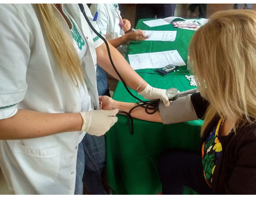 COVID-19: «no porque tengan enfermedades de base están sentenciados»