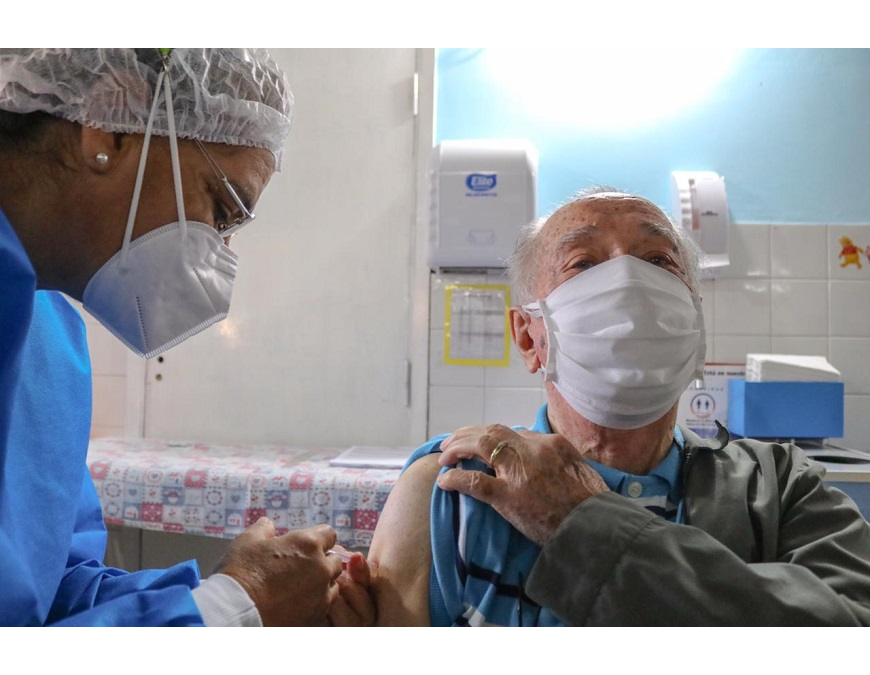 Comprueban alta eficacia de vacunas anticovid desde la primera dosis